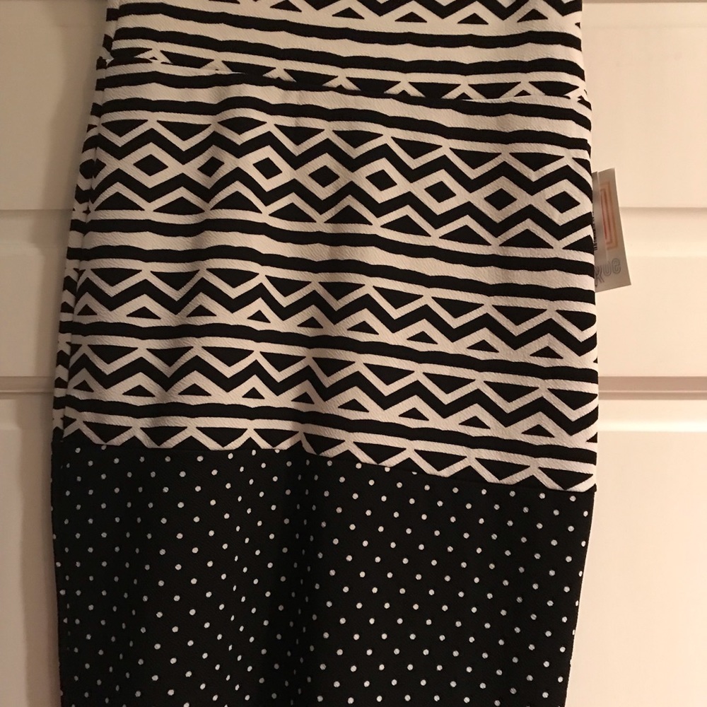 LuLaRoe Cassie skirt